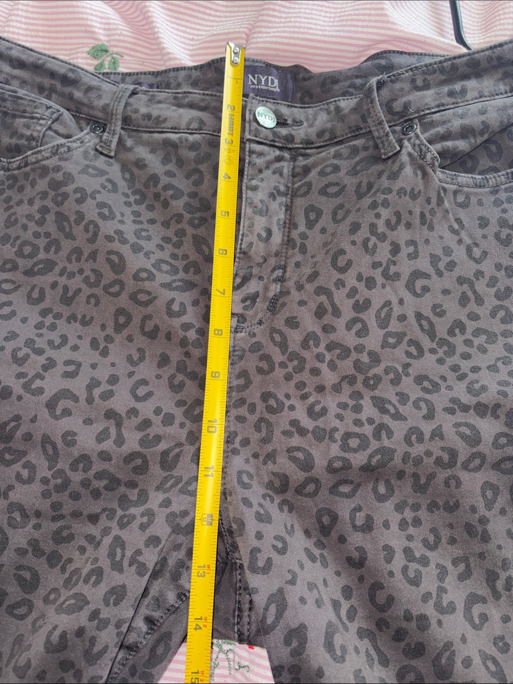 NYDJ Leopard Print - Picture 6 of 7